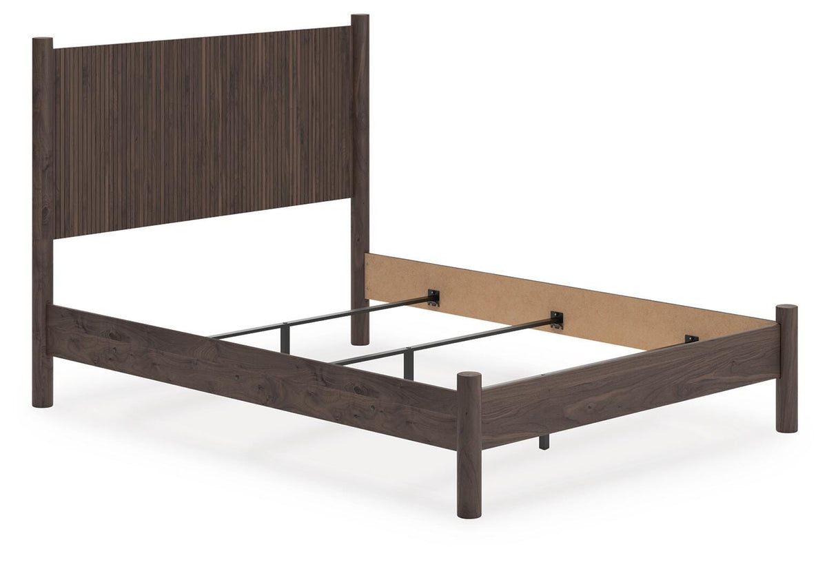 Pamytta Queen Panel Bed in Brown, angle view