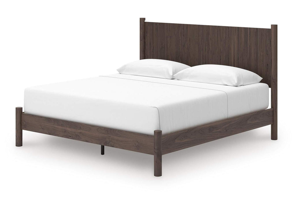 Cadmori King Panel Platform Bed, Chest and Nightstand angled view