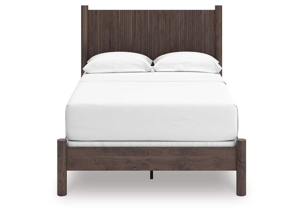 Cadmori Full Panel Bed, Dresser, Mirror and Chest front view