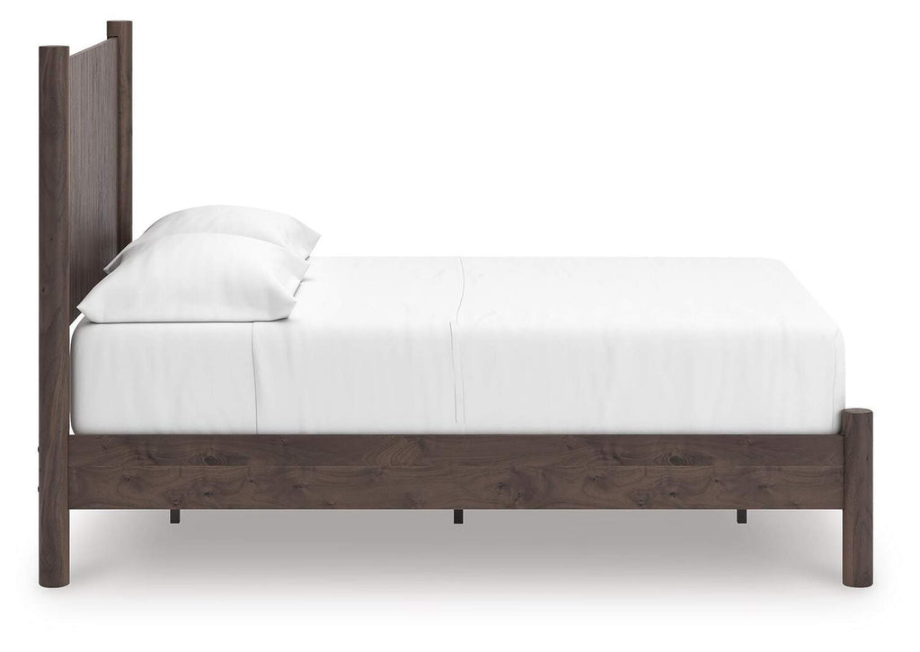 Cadmori Full Panel Platform Bed, Dresser and Chest side view