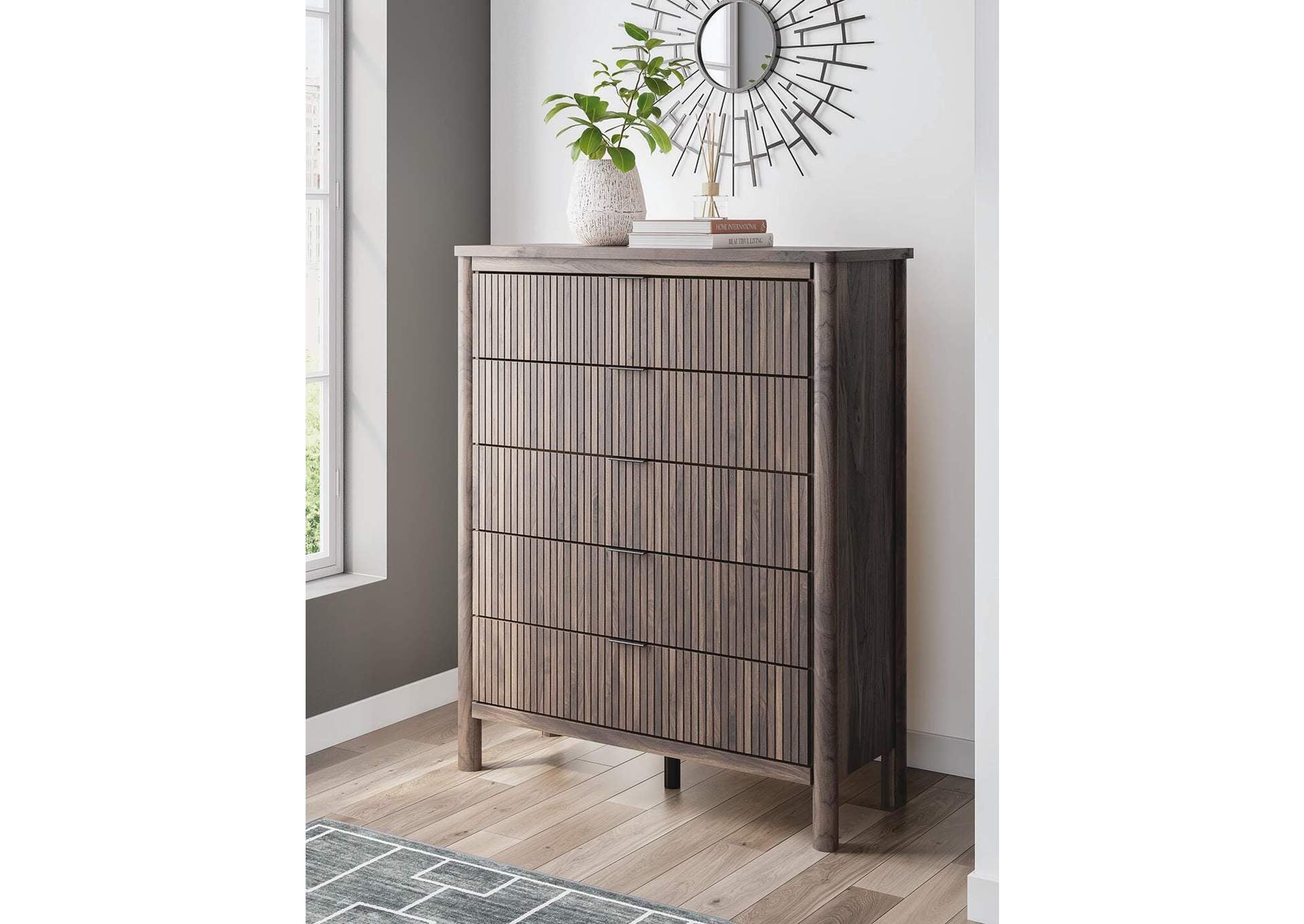 Cadmori King Panel Bed, Chest and Nightstand