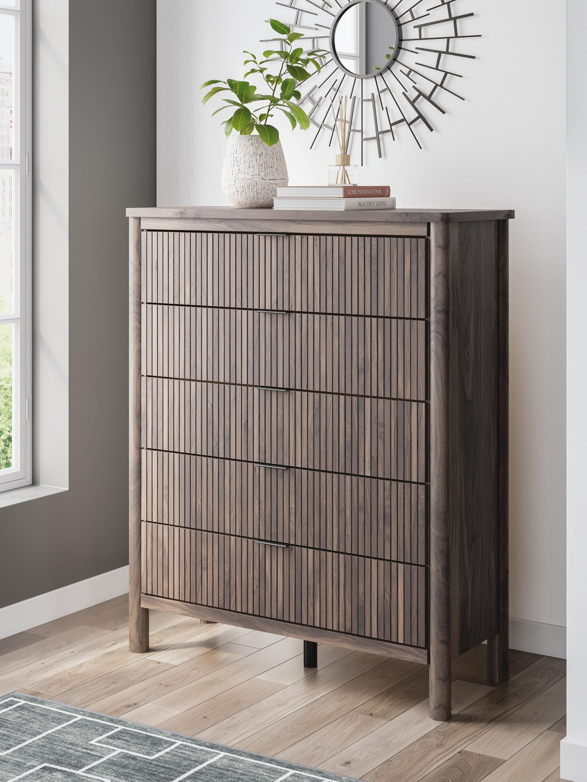 Pamytta Wide Chest of Drawers in Brown, alternate view 2
