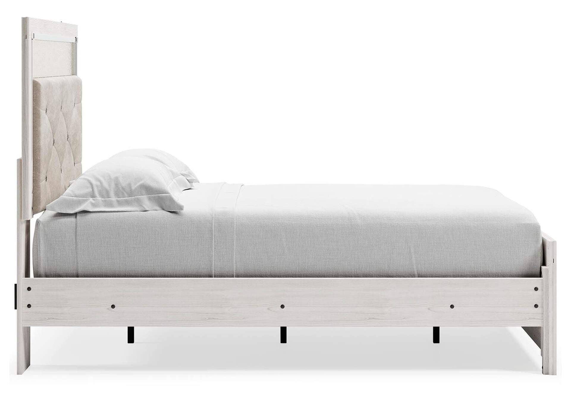Altyra Full Panel Bed, Dresser and Mirror side view