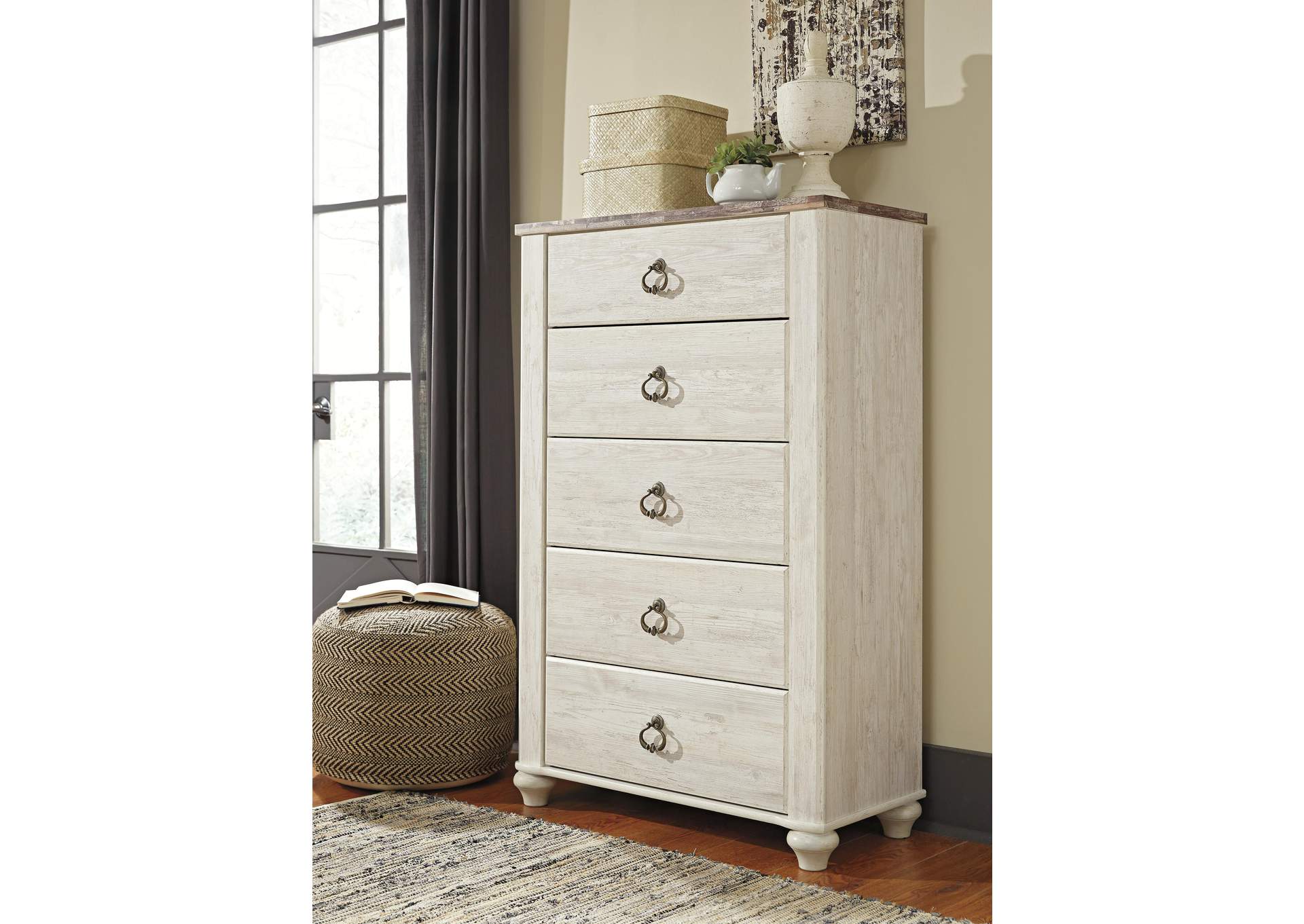 Willowton Queen/Full Panel Headboard Bed with Mirrored Dresser, Chest and 2 Nightstands