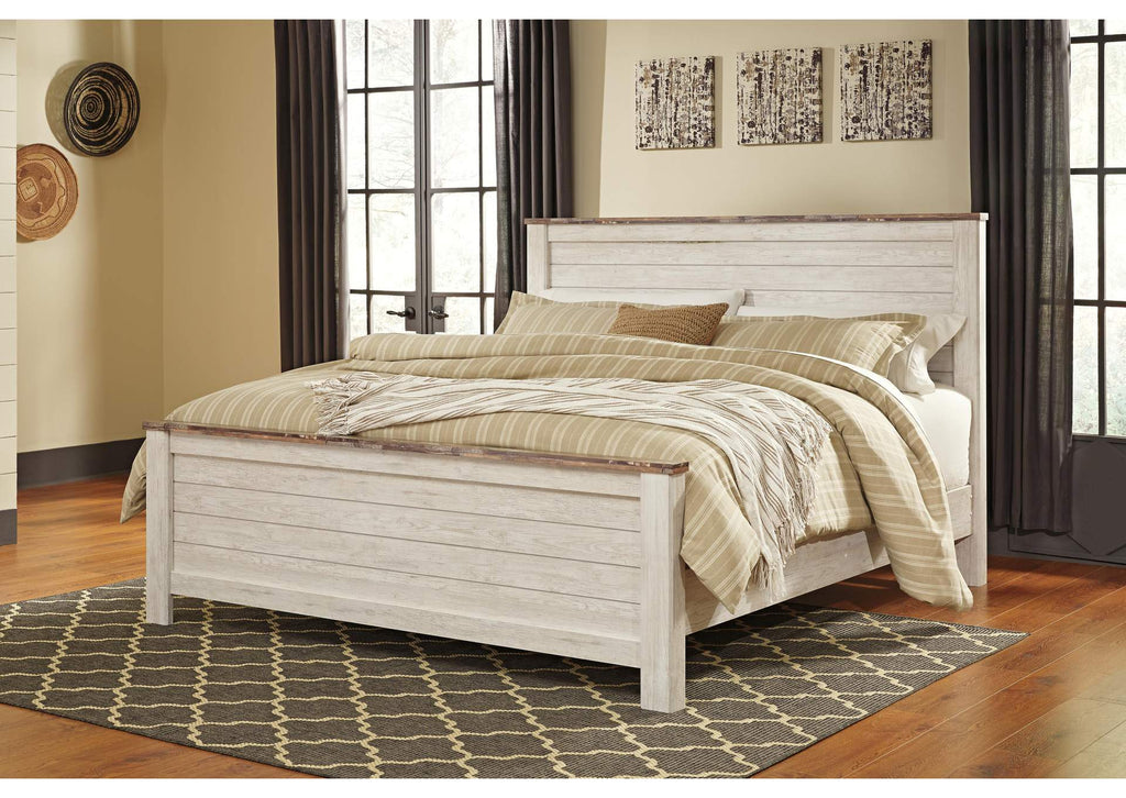 Willowton King Panel Bed with Dresser