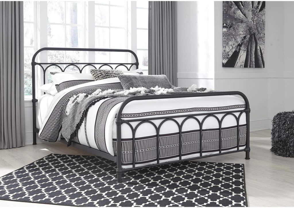Nashburg Queen Metal Bed with Chime 10" Hybrid Mattress in a Box