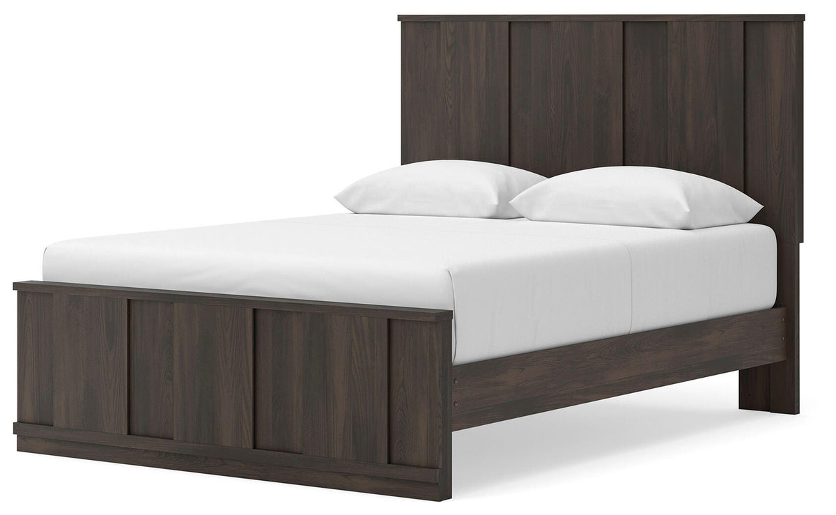 Shaehartin Queen Panel Platform Bed, alternate angle view