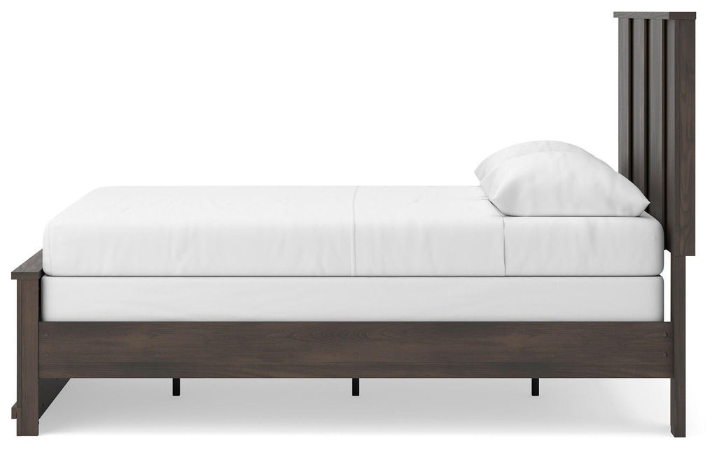 Shaehartin Queen Panel Bed, alternate view 8
