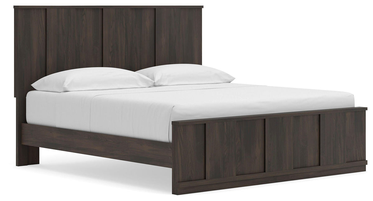 Shaehartin King Panel Platform Bed, angle view