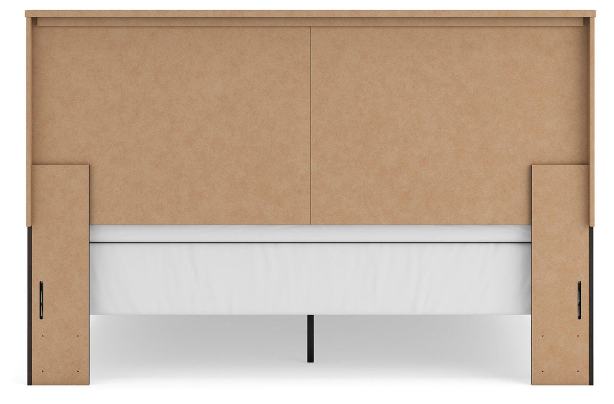 Shaehartin King Panel Bed, back view