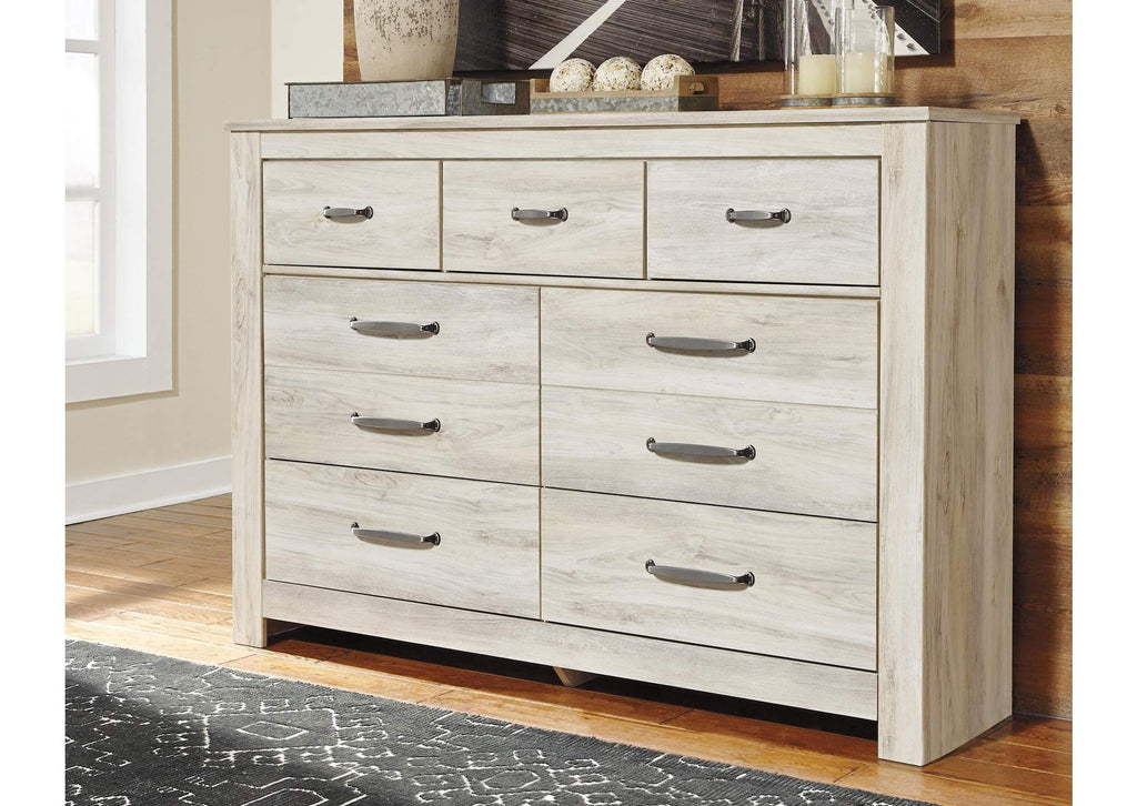 Bellaby Queen Crossbuck Panel Bed with Dresser room view