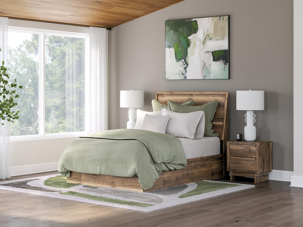 Chirason Full Panel Bed in Brown, alternate view 2