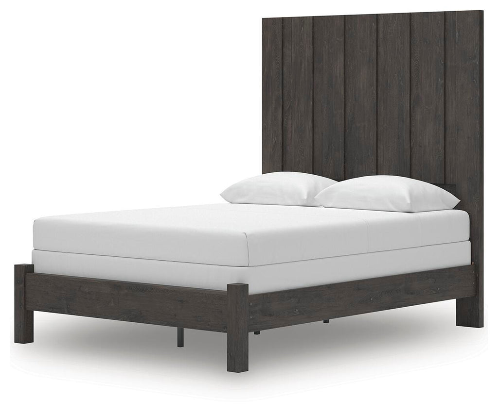 Fraluna Queen Panel Bed in Charcoal, angle view