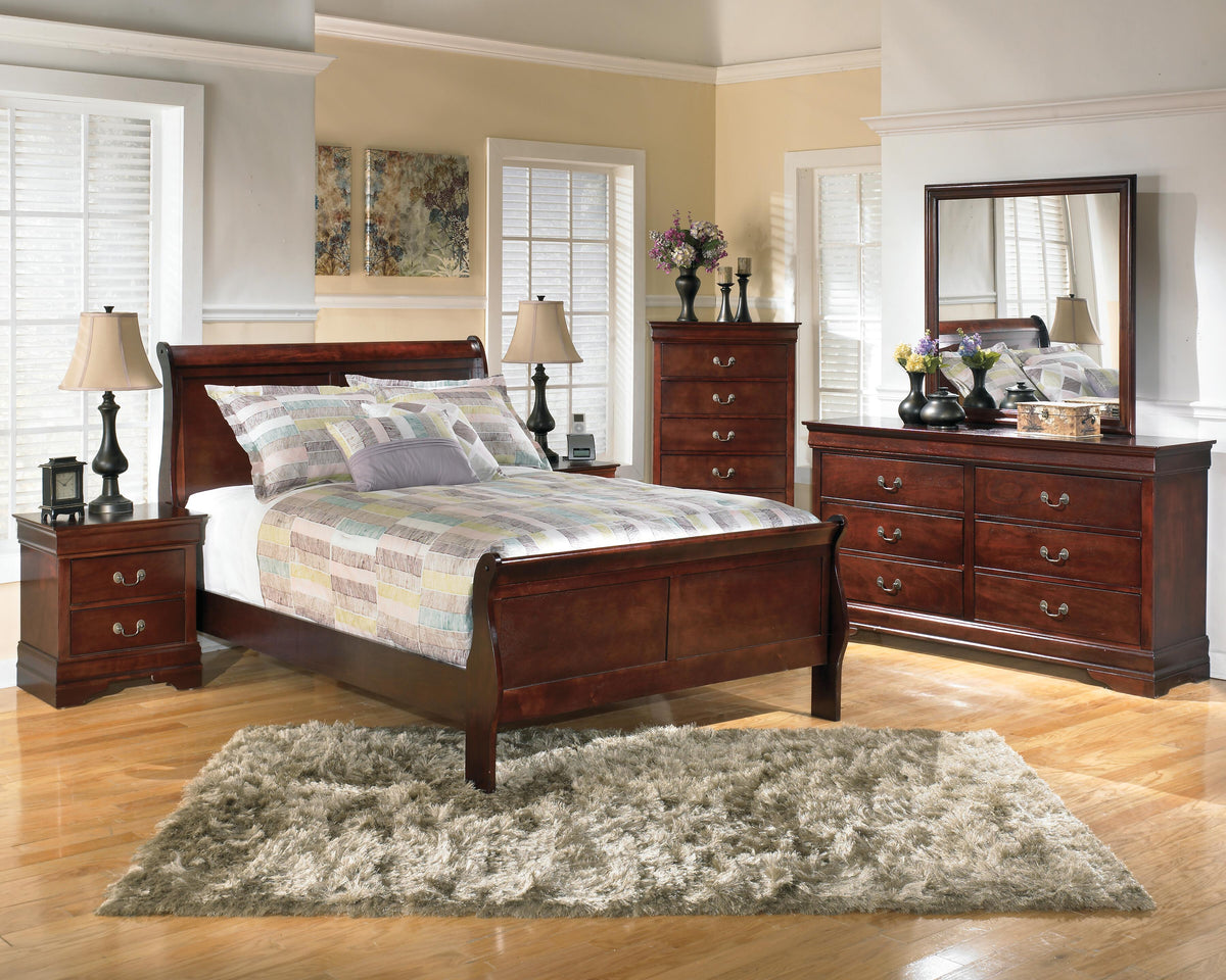 Alisdair Full Sleigh Bed in Reddish Brown, alternate view 4