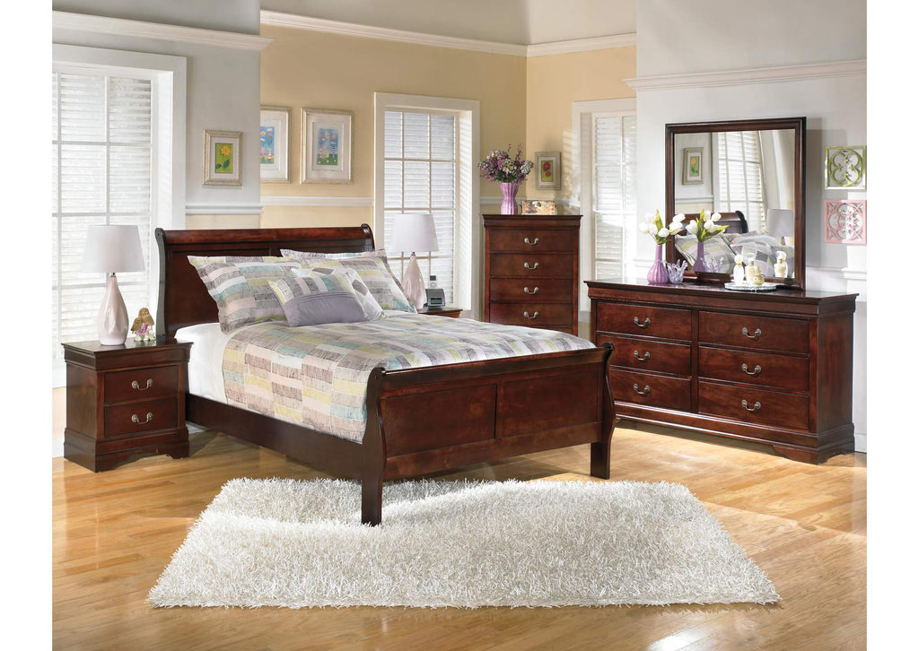 Alisdair Full Sleigh Bed with Mirrored Dresser