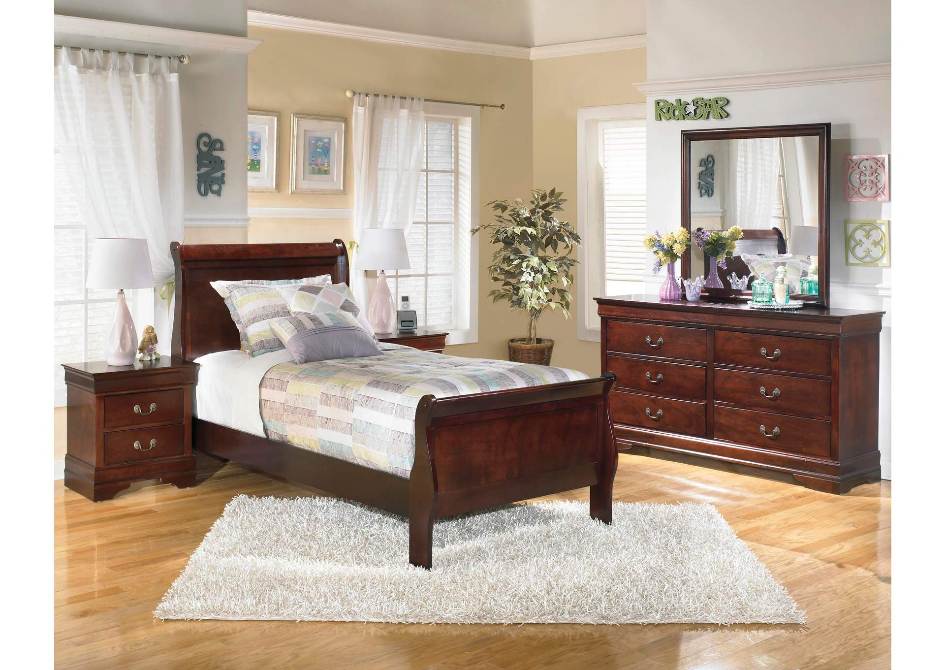Alisdair Twin Sleigh Bed with 2 Nightstands