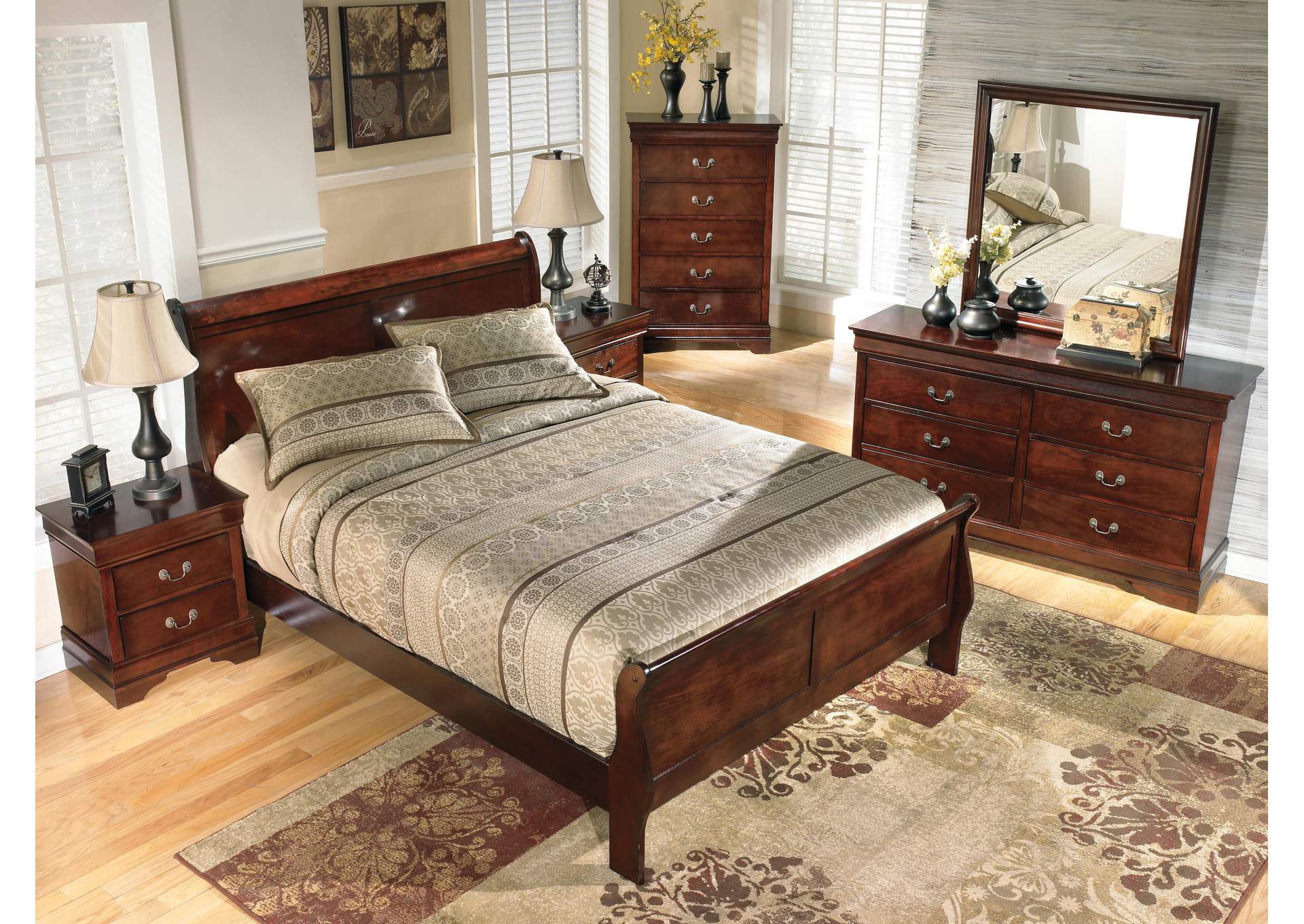 Alisdair King Sleigh Bed with 2 Nightstands
