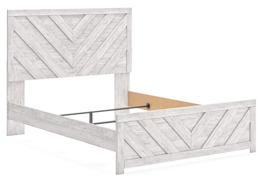 Cayboni Queen Panel Bed and 2 Nightstands angled view