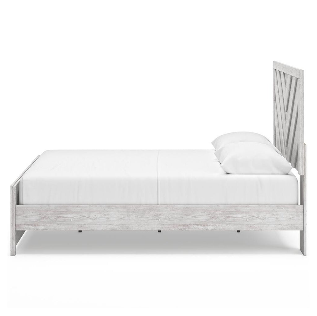 Cayboni Queen Panel Bed in Whitewash, alternate side view