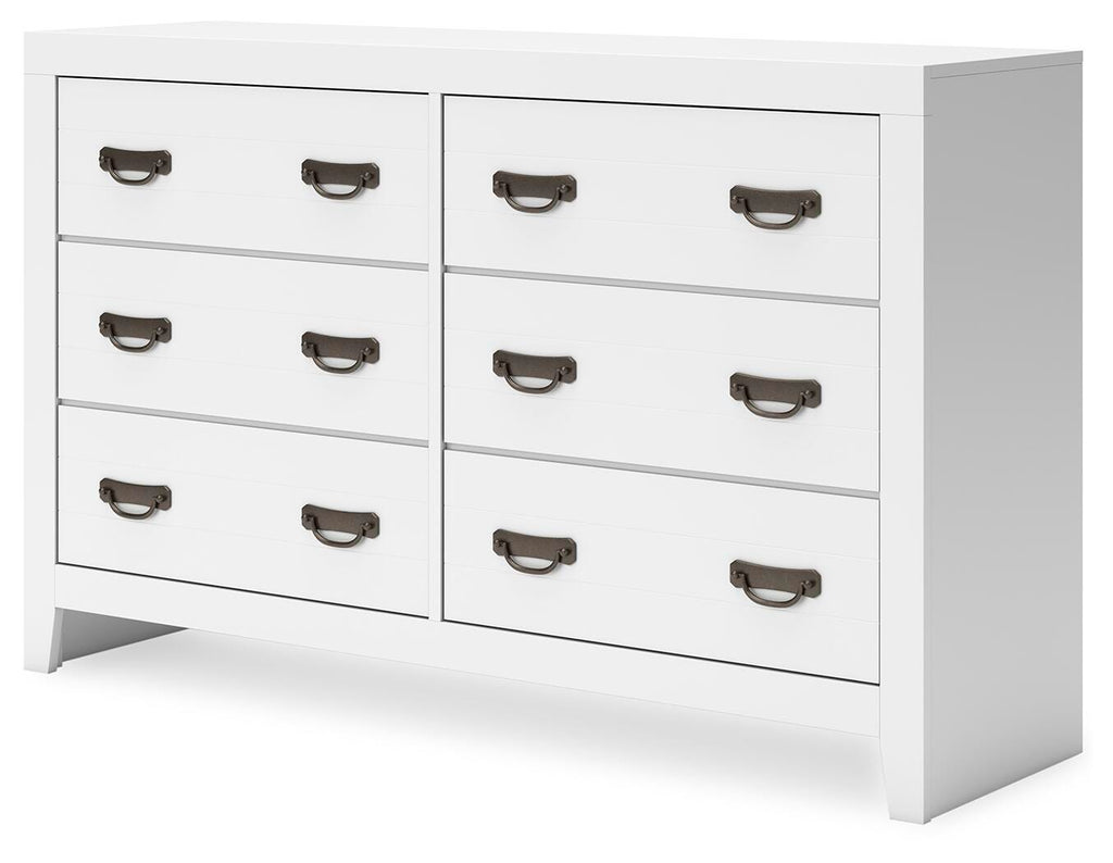 Binterglen Dresser in White, angle view