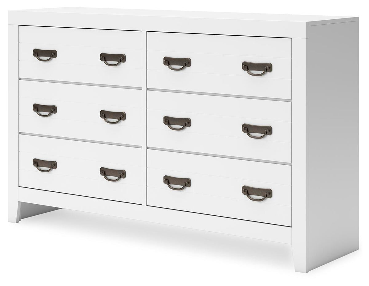 Binterglen Dresser in White, angle view