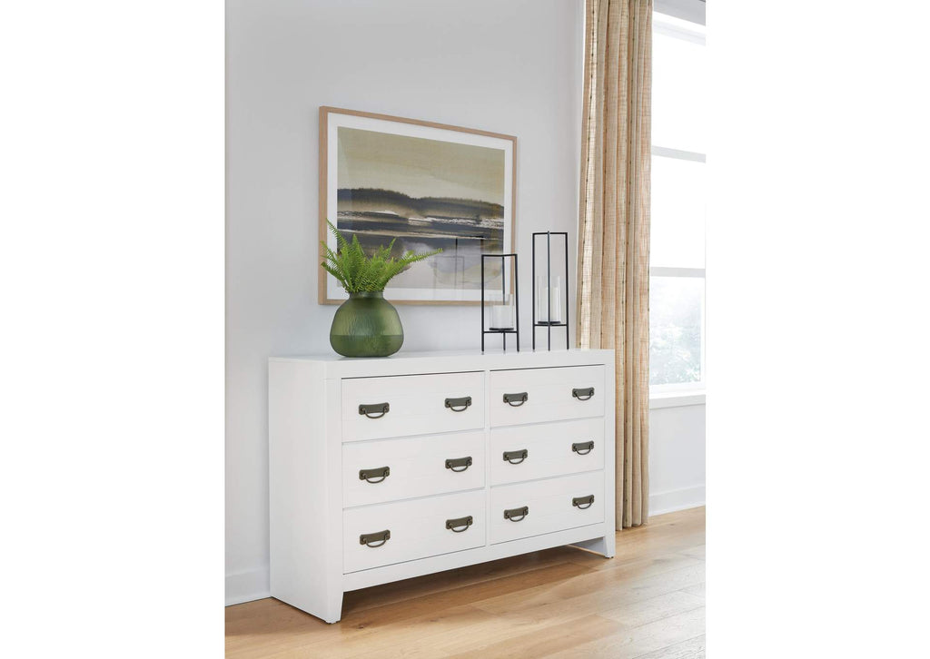 Binterglen Full Panel Bed with Dresser and 2 Nightstands