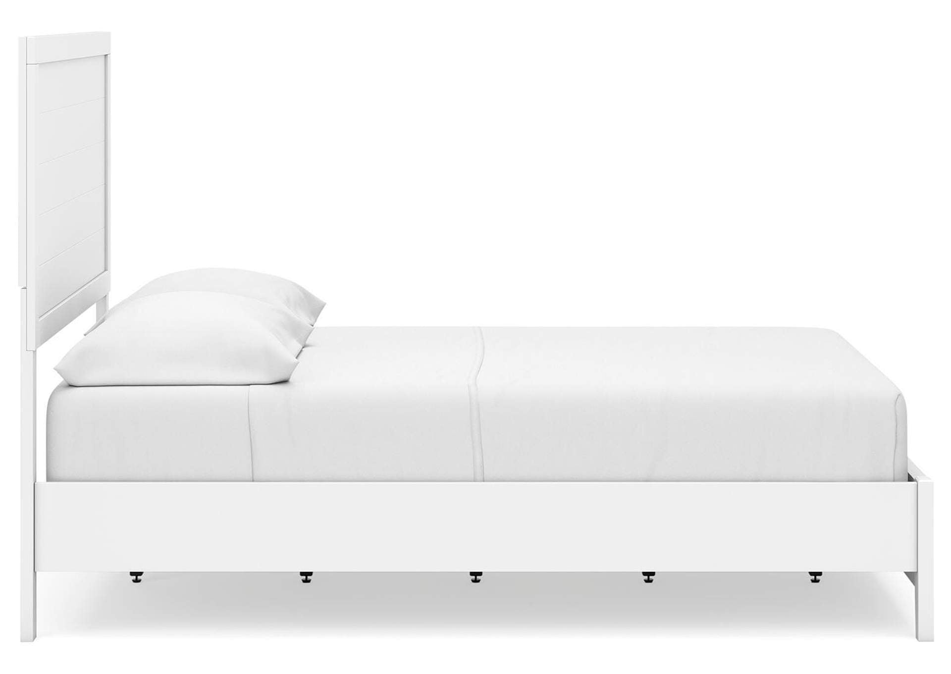 Binterglen Full Panel Bed with Dresser side view
