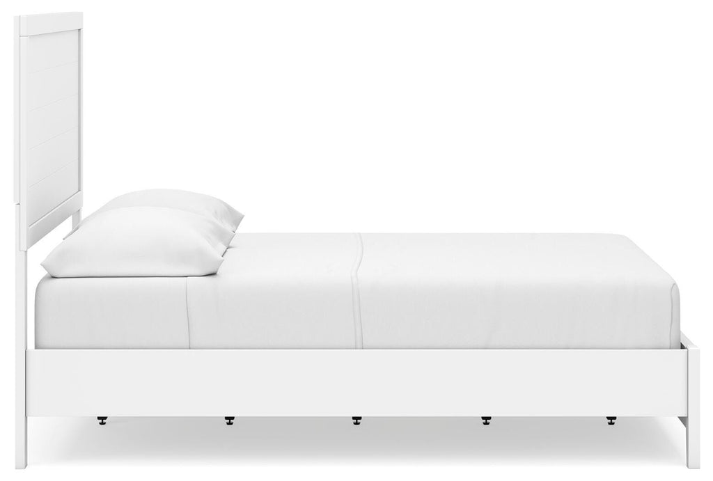 Binterglen Full Panel Bed in White, side view