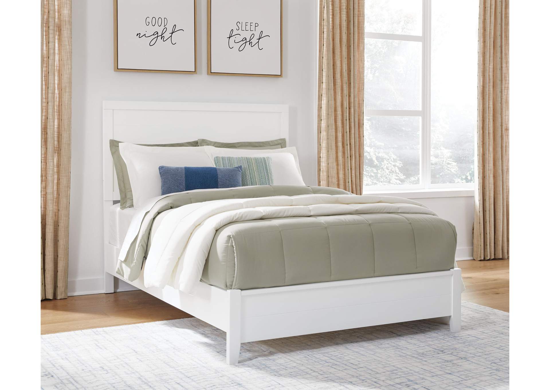 Binterglen Full Panel Bed with Dresser