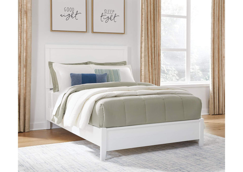Binterglen Full Panel Bed with Nightstand