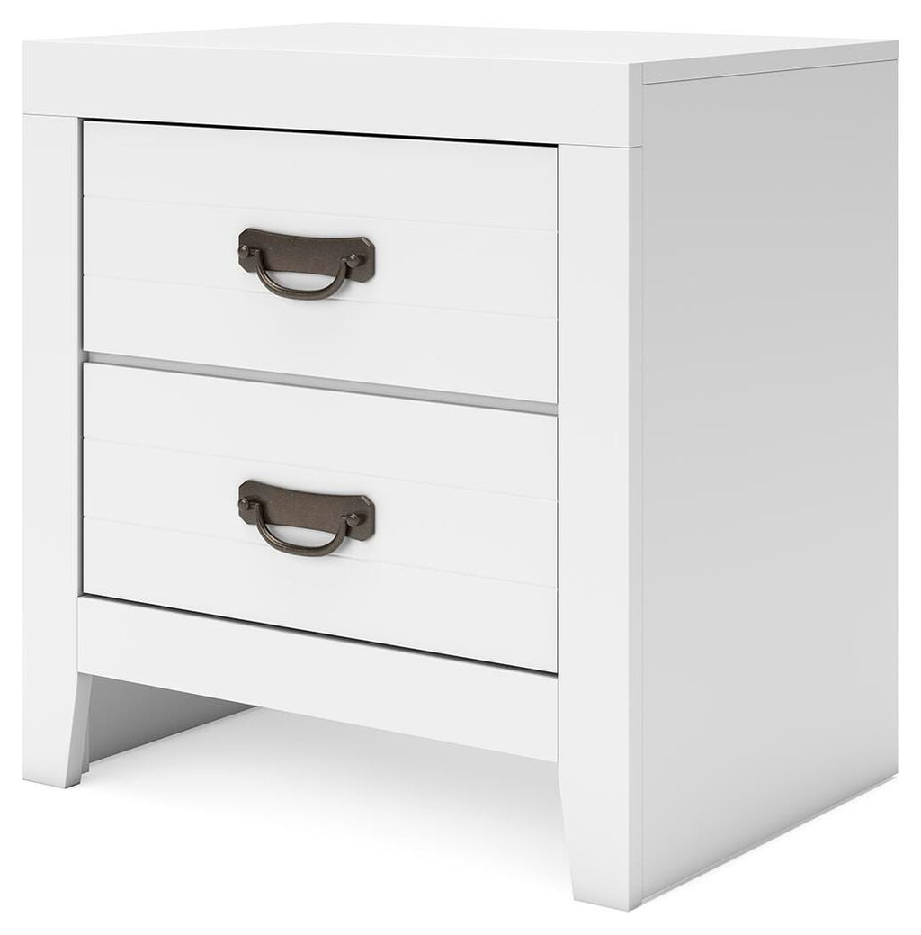 Binterglen Nightstand in White, angle view