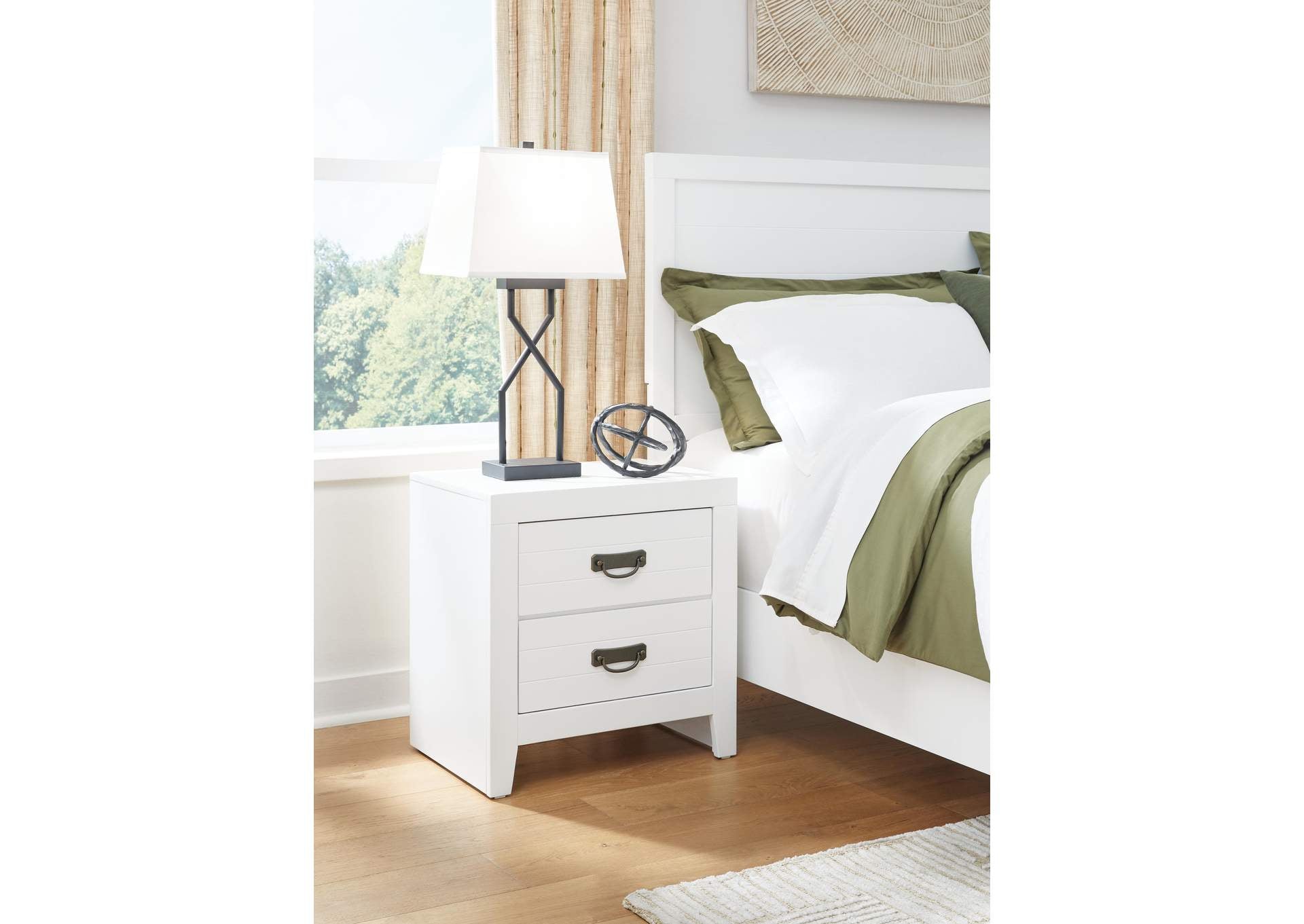 Binterglen California King Panel Bed, Dresser and 2 Nightstands