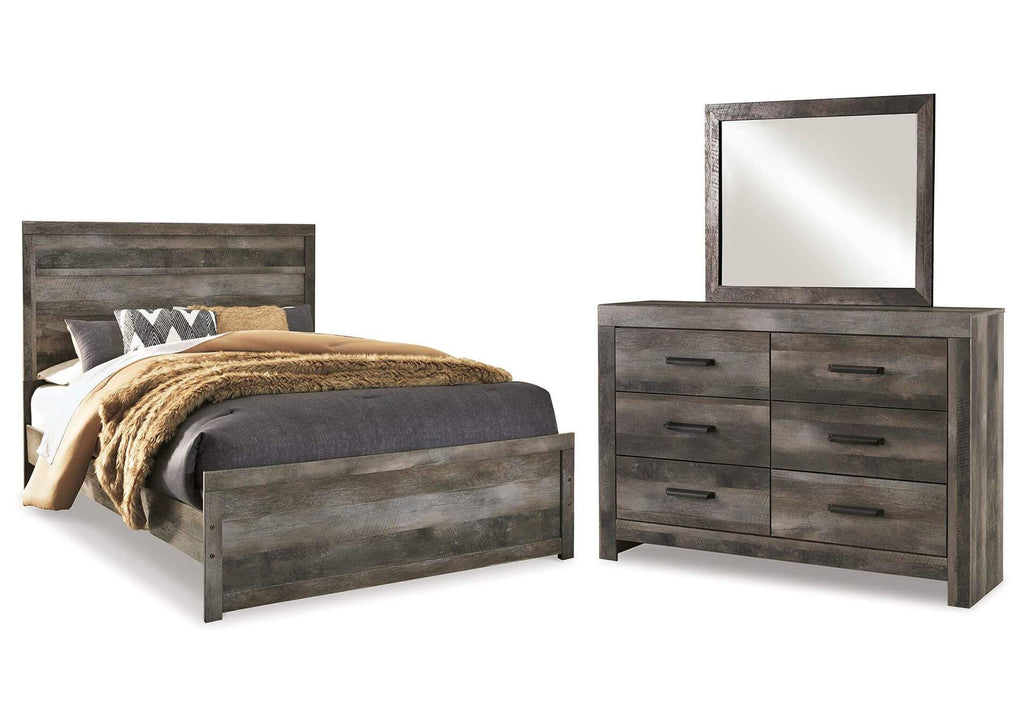 Wynnlow Queen Panel Bed with Mirrored Dresser