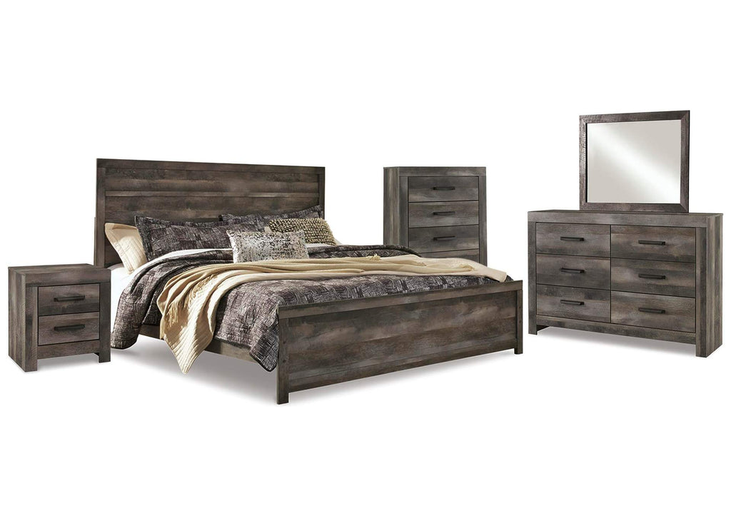 Wynnlow King Panel Bed with Mirrored Dresser, Chest and Nightstand