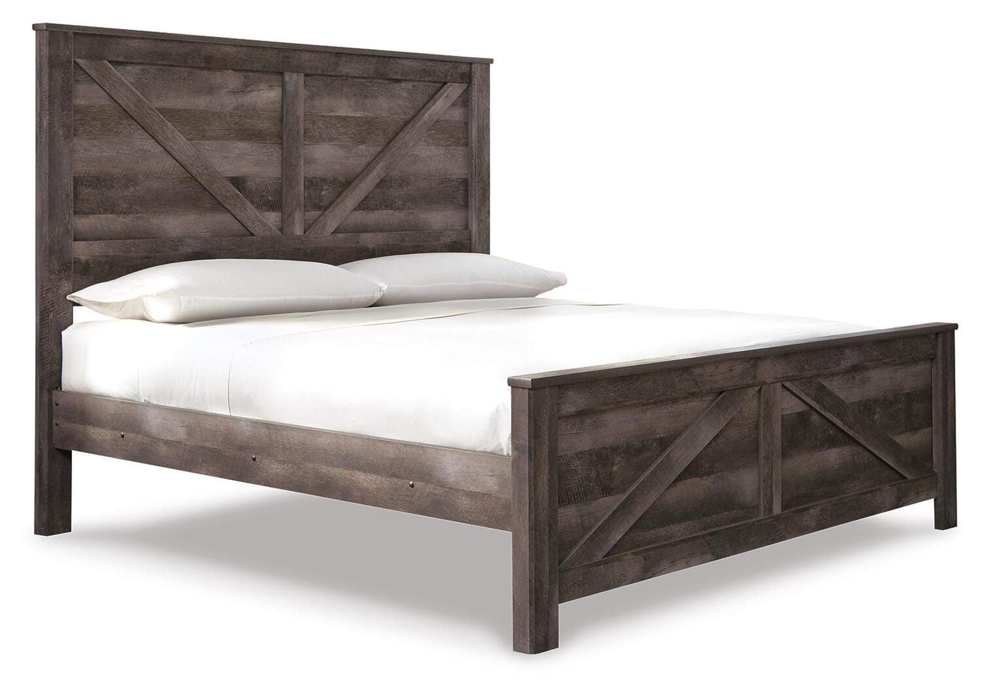 Wynnlow King Crossbuck Panel Bed angled view