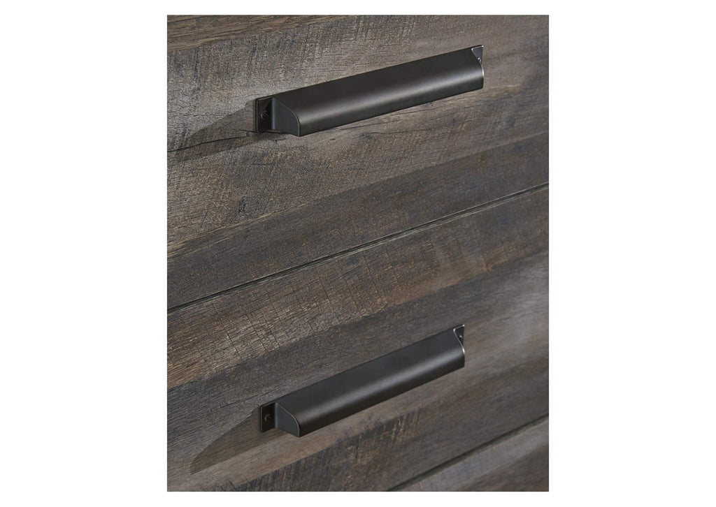 Wynnlow Chest of Drawers detail