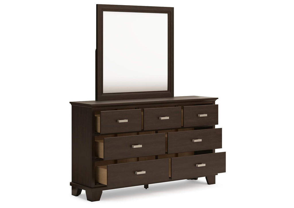Covetown Queen Panel Bed, Dresser, Mirror and 2 Nightstands angled view