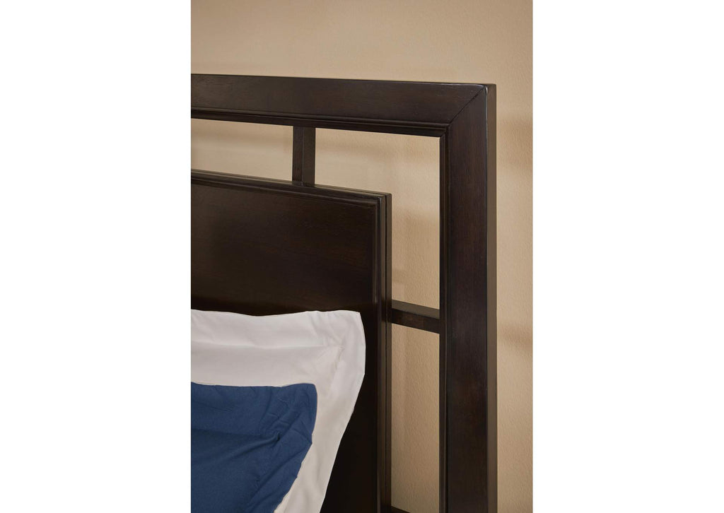 Covetown Full Panel Bed with Mirrored Dresser and Chest detail