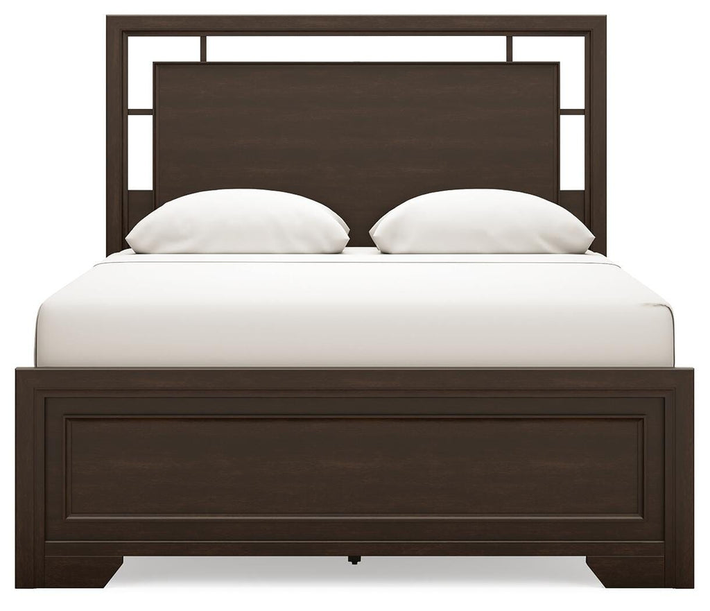 Covetown Queen Panel Bed in Dark Brown, front view