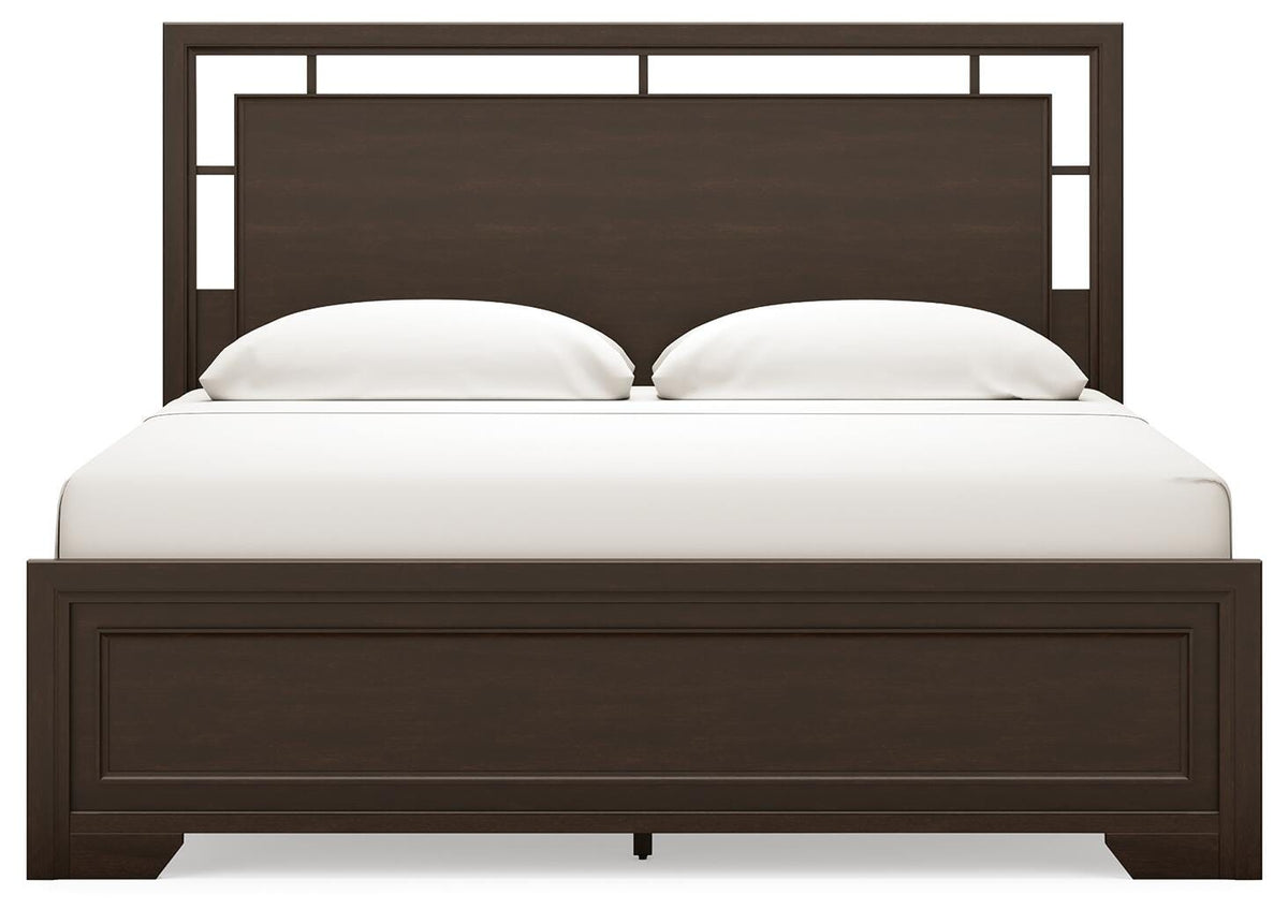 Covetown King Panel Bed in Dark Brown, front view