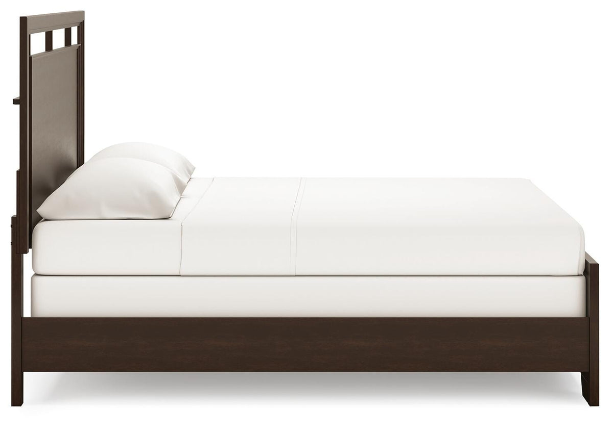 Covetown King Panel Bed in Dark Brown, side view