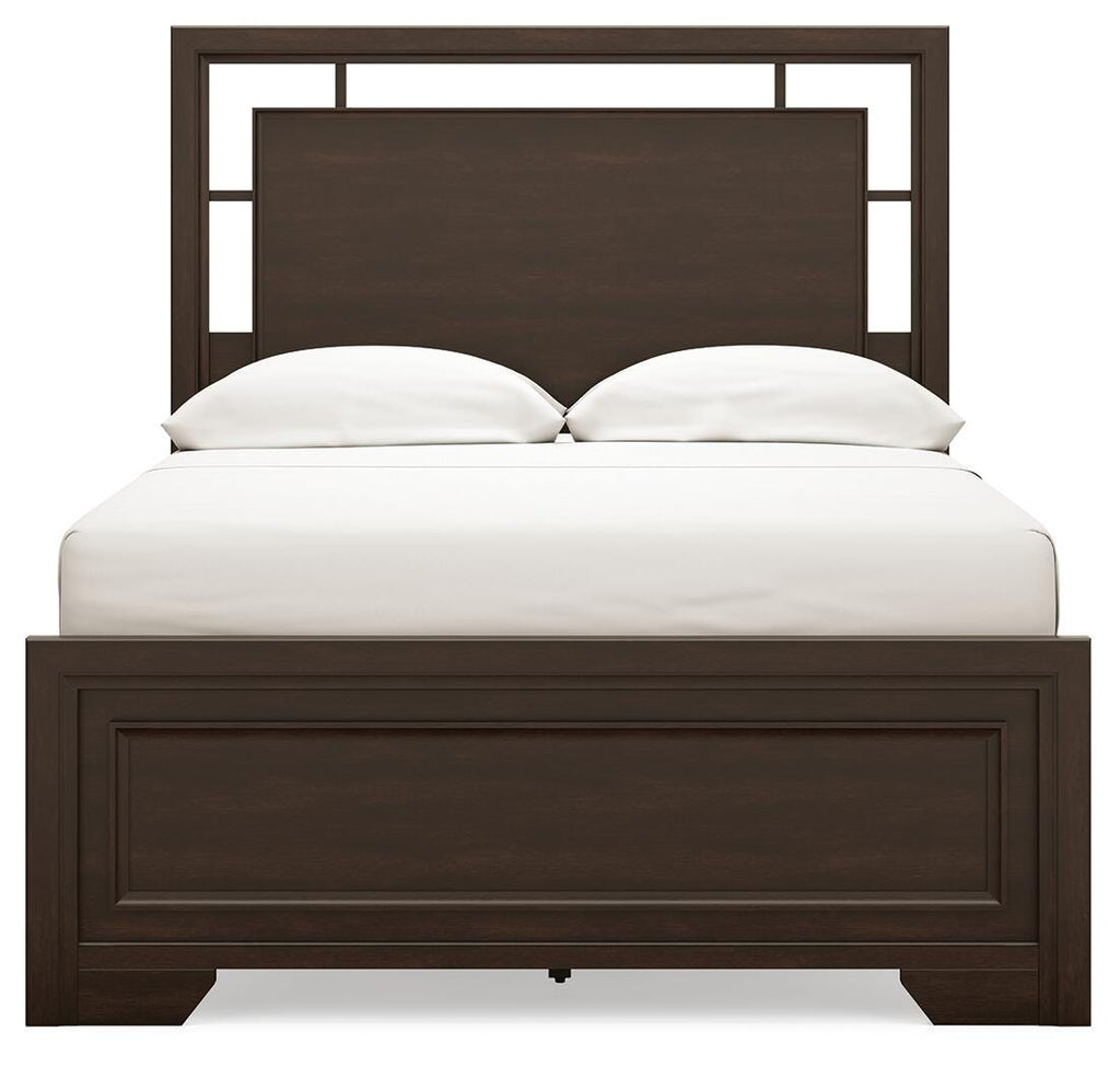 Covetown Full Panel Bed in Dark Brown, front view