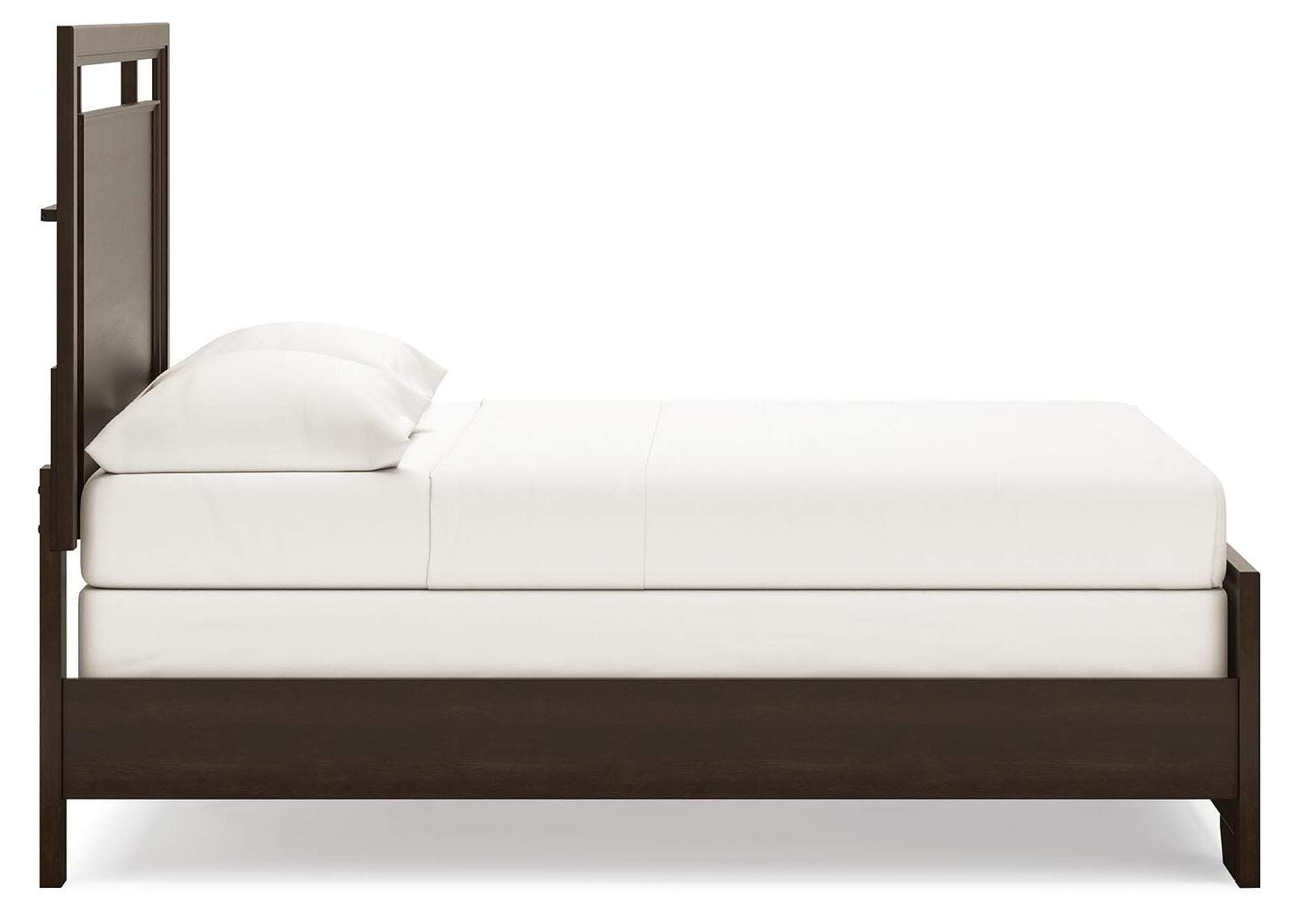 Covetown Full Panel Bed with Dresser and Nightstand side view