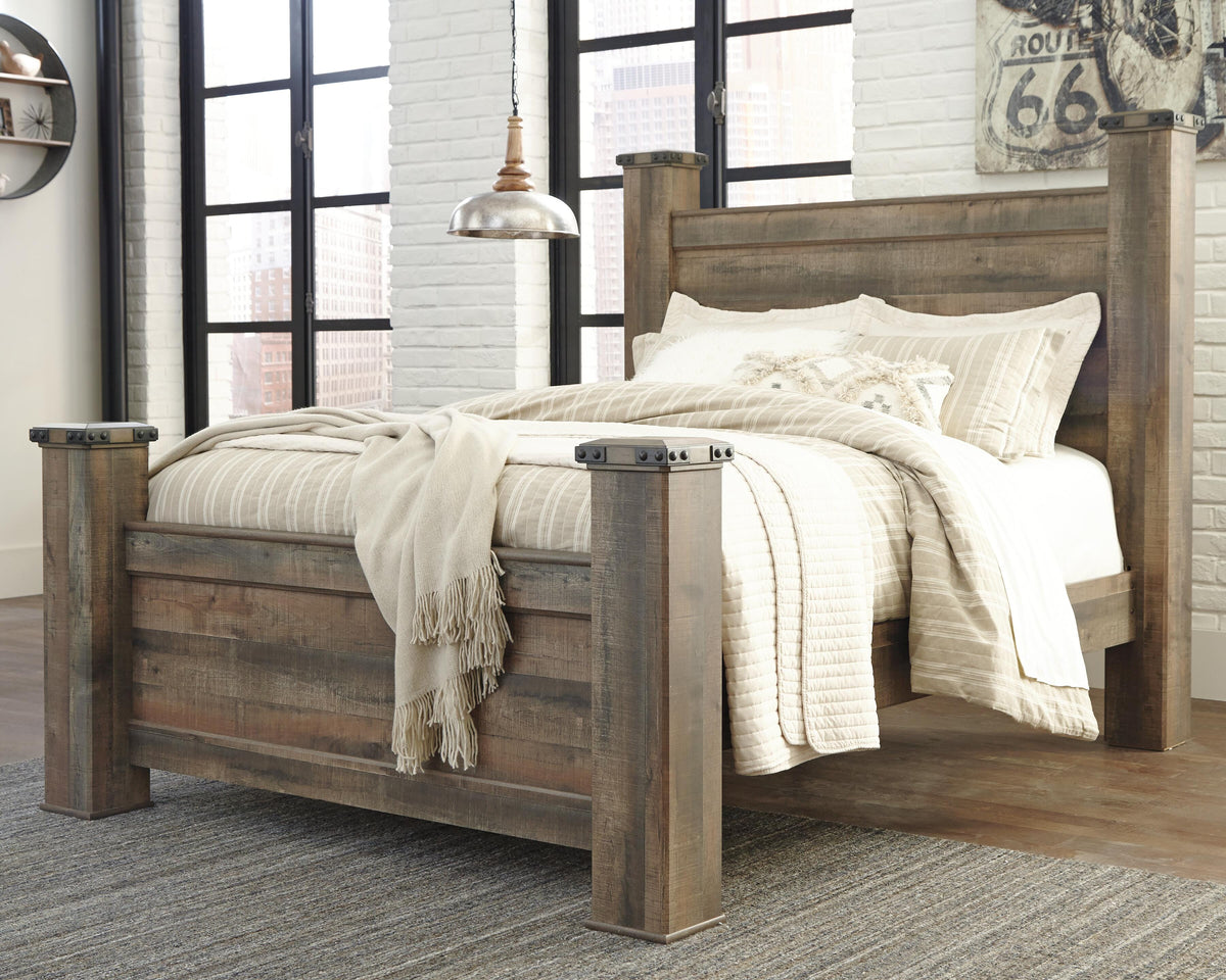 Trinell Queen Poster Bed - image 2