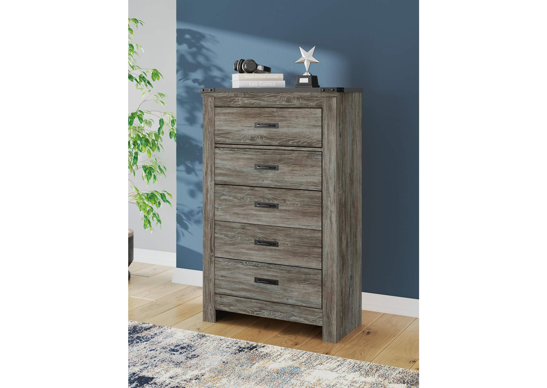 Frandern Chest of Drawers