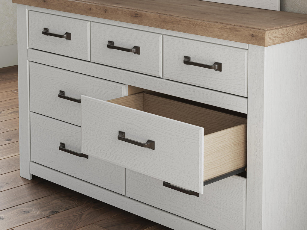 Savonport Dresser in White/Brown, detail view