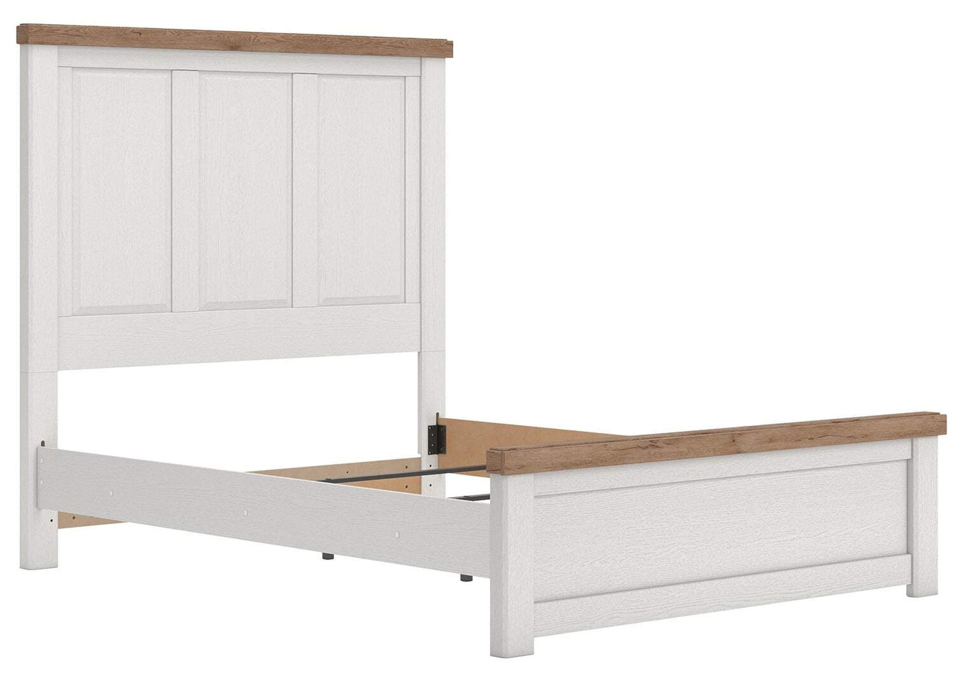 Savonport Queen Panel Bed, Dresser and Mirror angled view