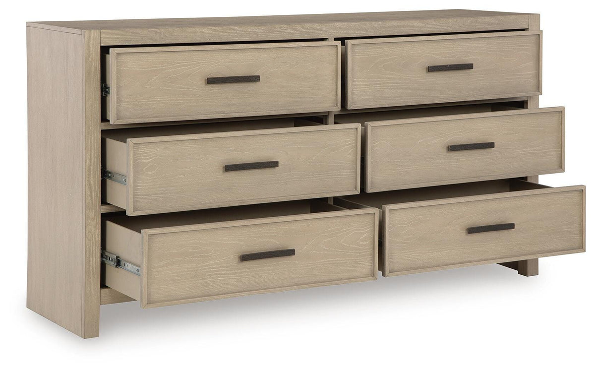 Calmoro Dresser in Gray, open view