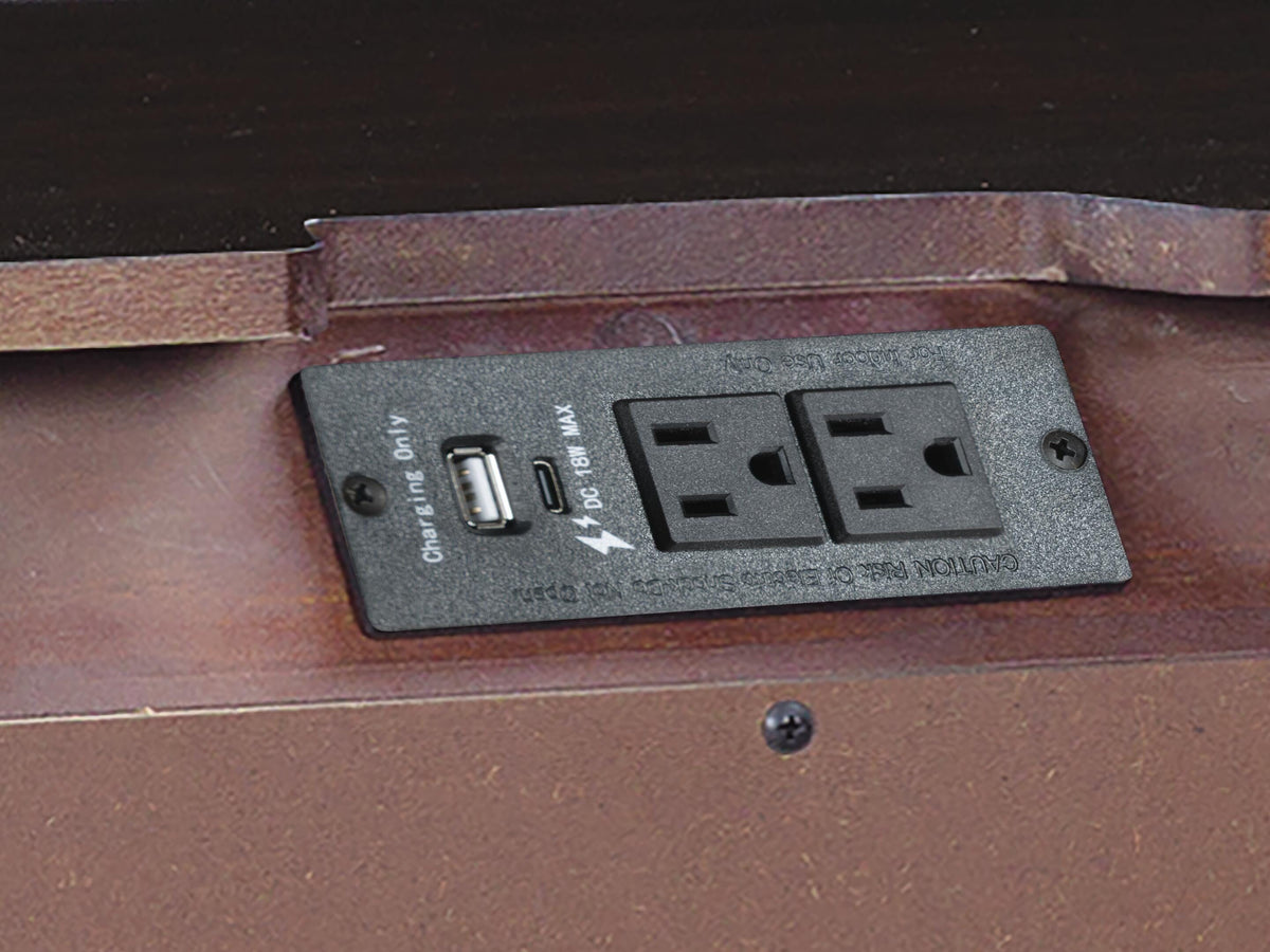 Dantenton Nightstand in Merlot, detail view