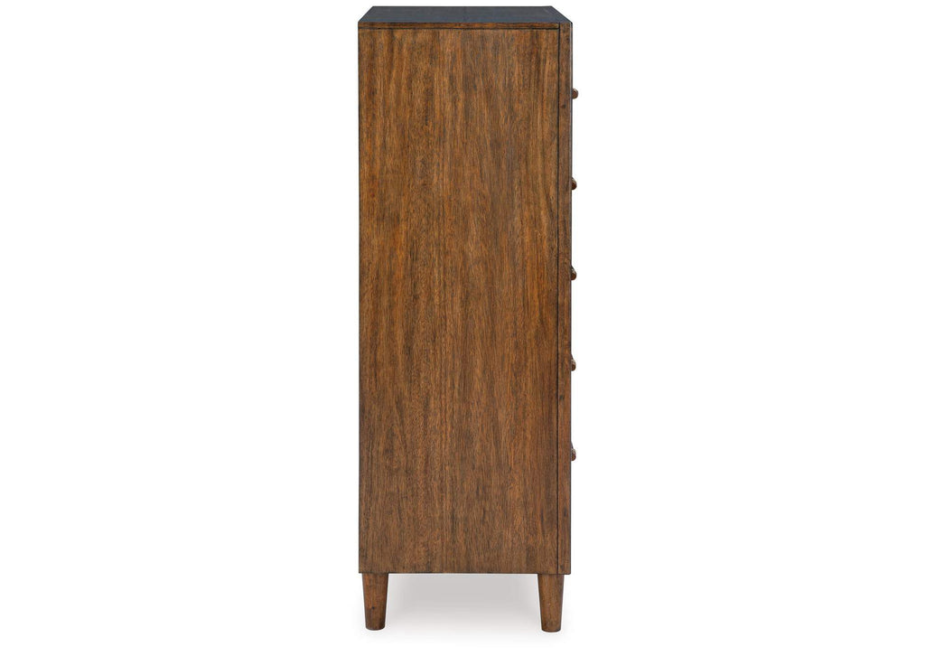Lyncott King Upholstered Bed with Mirrored Dresser, Chest and 2 Nightstands side view